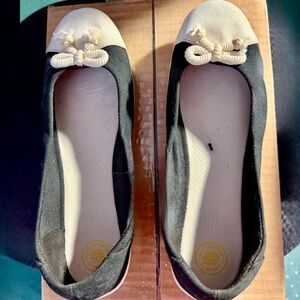 Ballerina Canvas Shoes